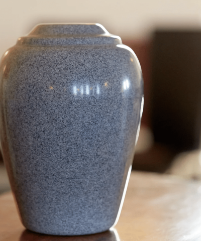 Urns
